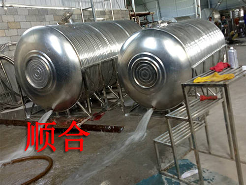 案例展示卧式不锈钢水箱